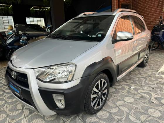 TOYOTA ETIOS CROSS 1.5 16V FLEX 4P MANUAL